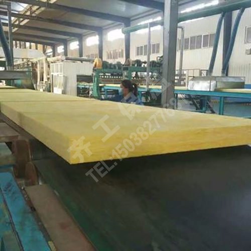 玻璃棉是一種以石英砂為主要原料的無機保溫材