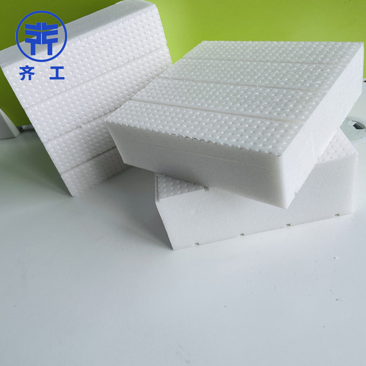 擠塑板的優(yōu)越性能所帶來(lái)的其它用途